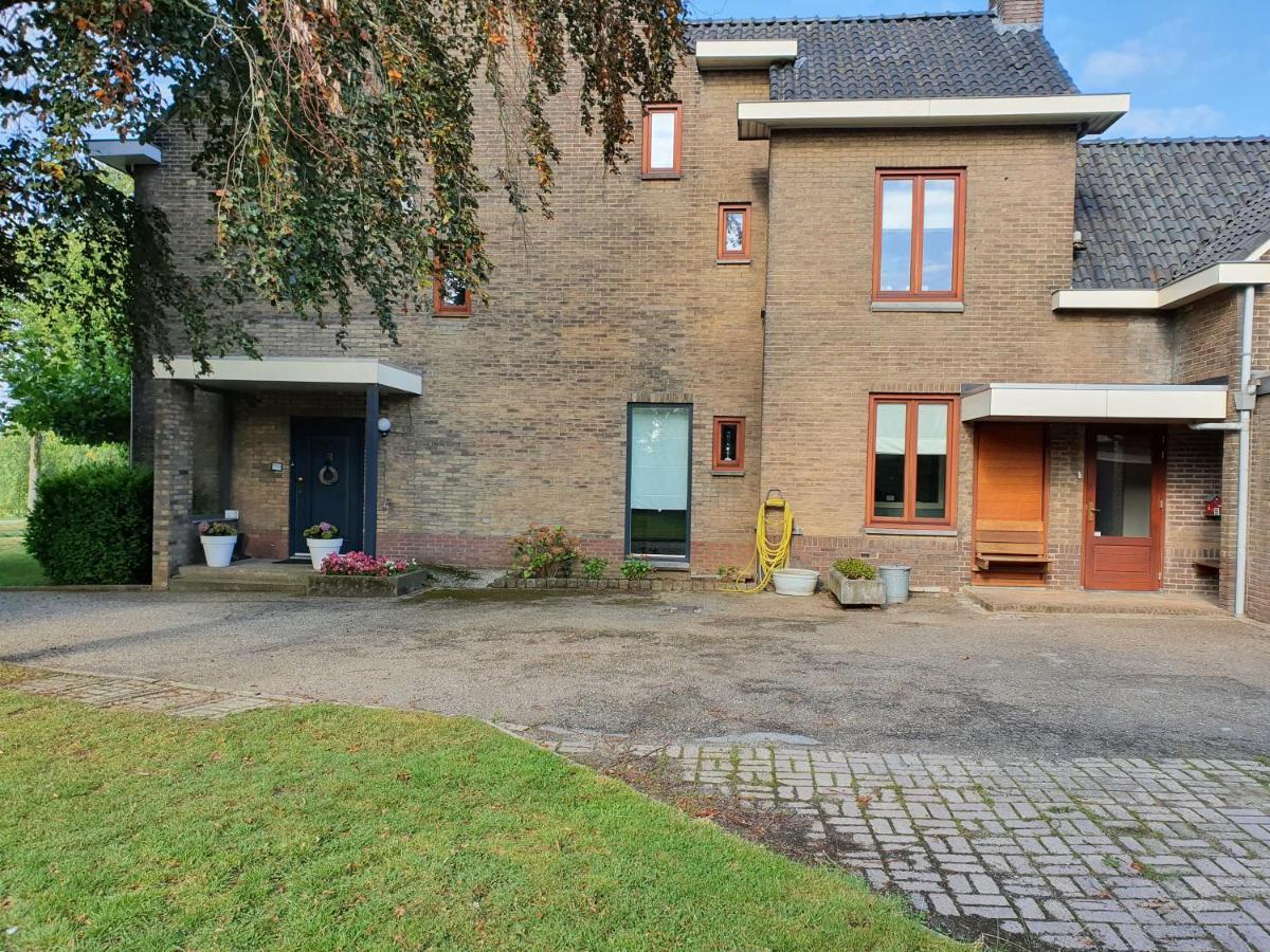 De Limburgse Bergen Bed and Breakfast Berg en Terblijt Exterior foto